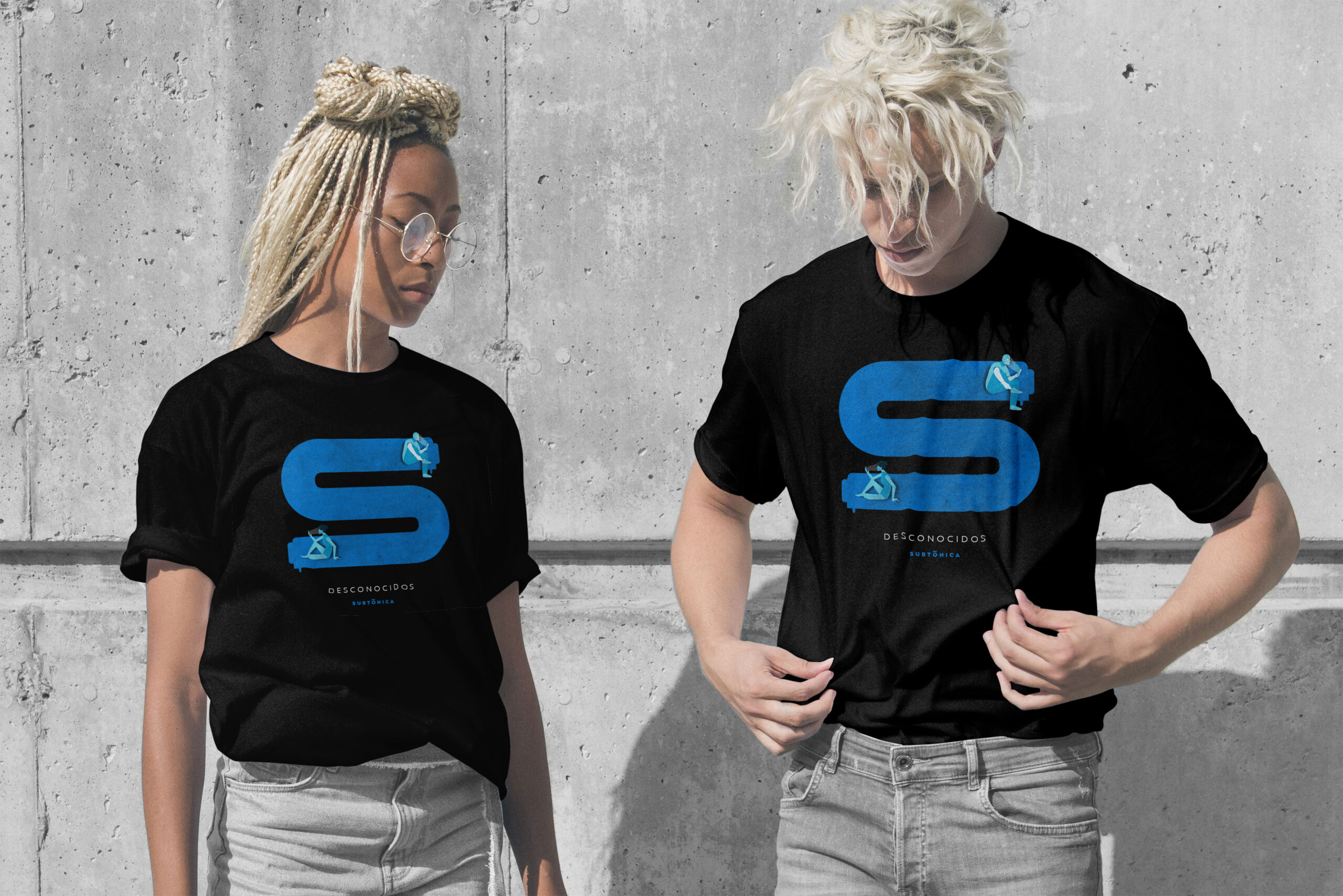 Camiseta NEGRA Desconocidos - Subtónica